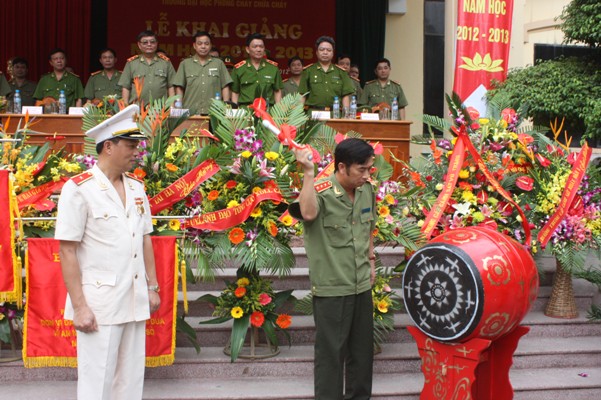 Trường Đại học Phòng cháy chữa cháy khai giảng năm học mới 2012-2013